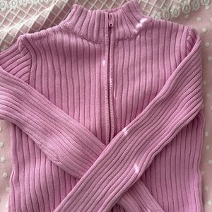 Selling rare brandy Melville pink jacket!!! Rarely ever worn